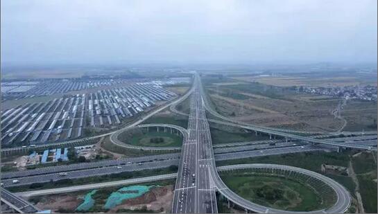 和嘉丨津石高速公路机房监控、户外综合电控柜项目施工中 
