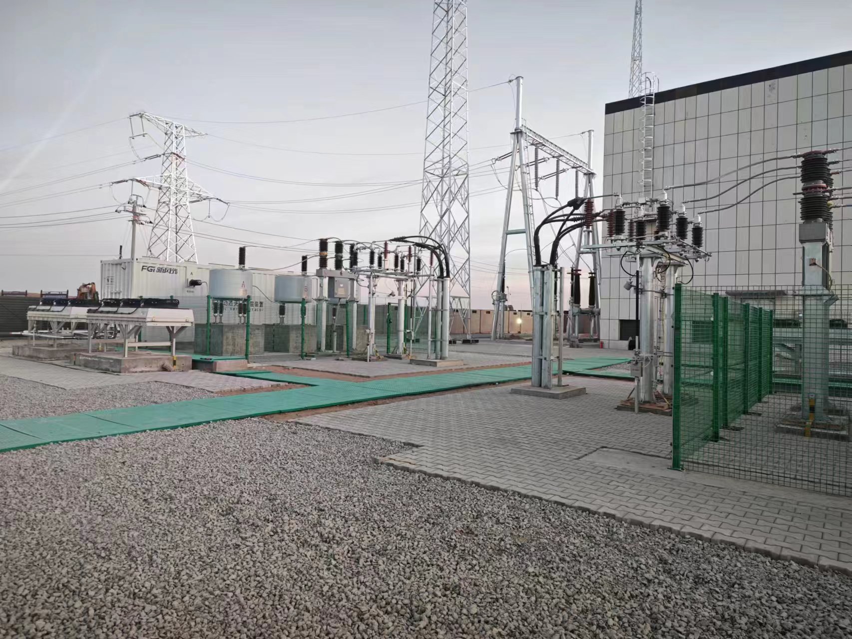 新能源智慧场站智能辅控系统：四大子系统解析与核心优势