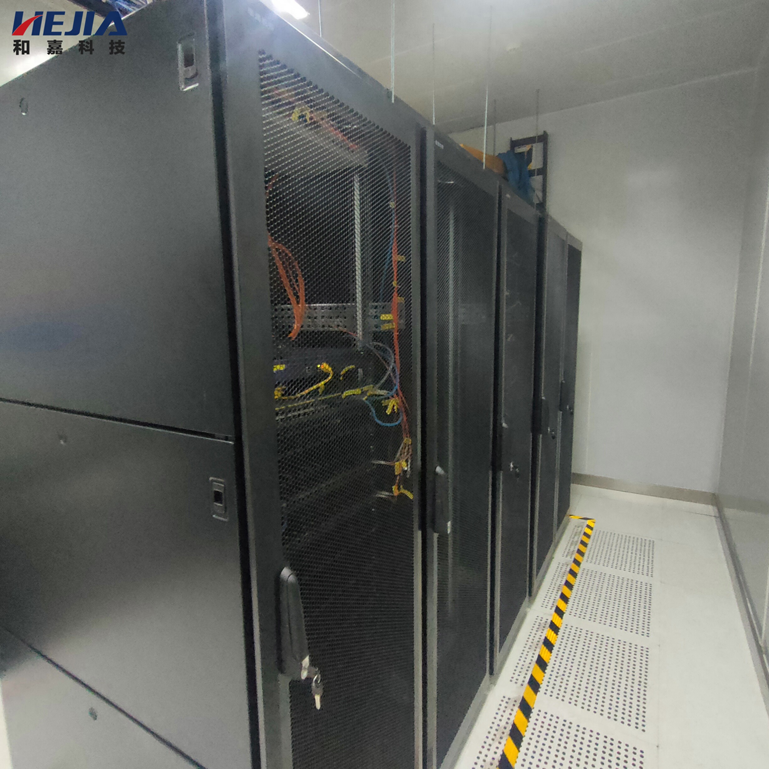 机房动环监控系统配置清单（专业版）：从核心主机到智能传感的全景指南